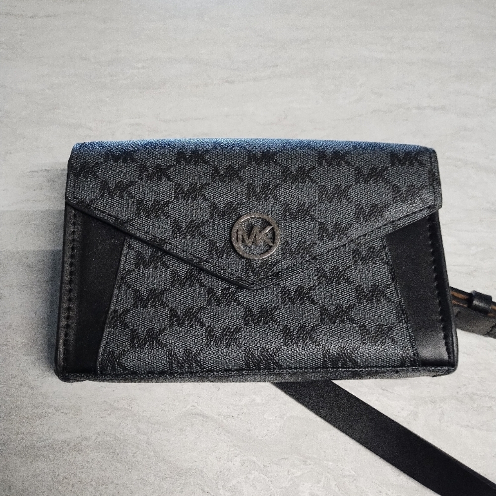 Michael Kors Blue and Black Fanny Pack